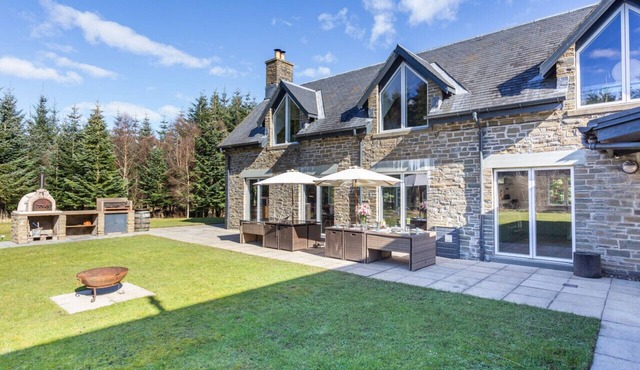 Nordmann Lodge - Five Bedroom House, Sleeps 10
