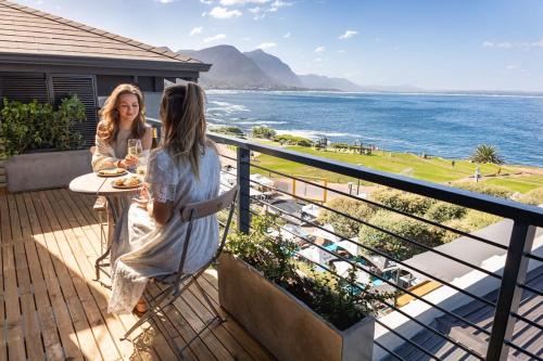 Ocean Penthouse Studios, Hermanus Waterfront Apartments
