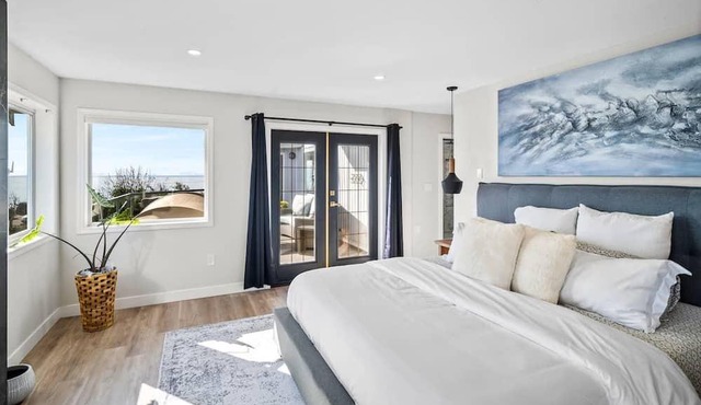 Oceanfront Beach Escape