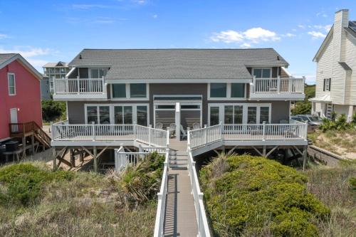 Oceanfront vacation home - EAST