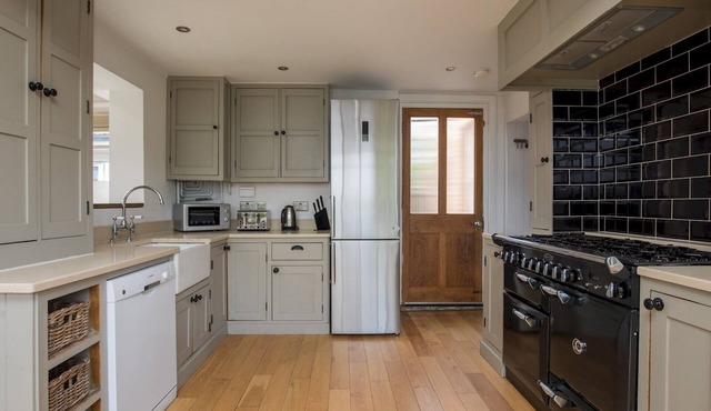 Pass the Keys | Brambles Spacious Home Sleeps 8 Legoland Windsor in 5mins