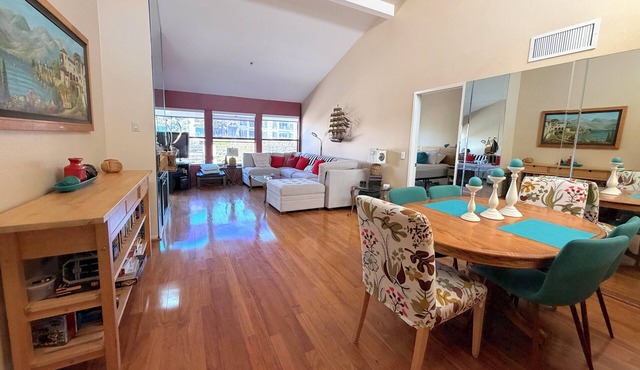 Peaceful Sunny Beach-Adj Dual Master PENTHOUSE Family Friendly Condo