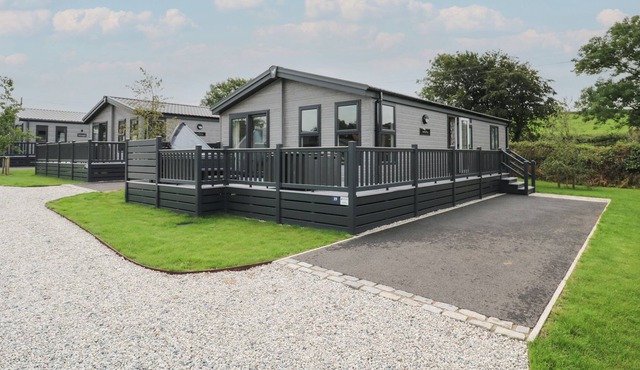 PENMARLAM LODGE RETREAT 19, family friendly in Bodinnick