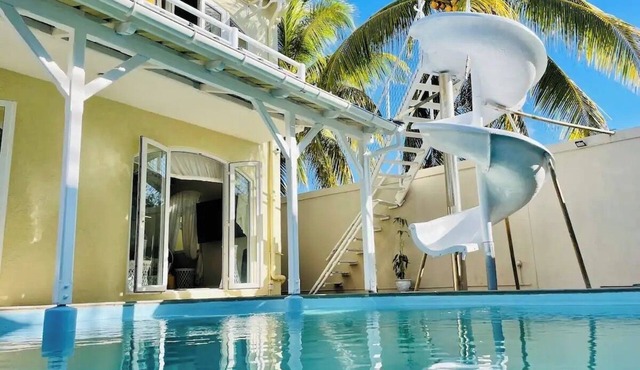 Perfect Getaway: Private Villa with Pool and Water Slide.