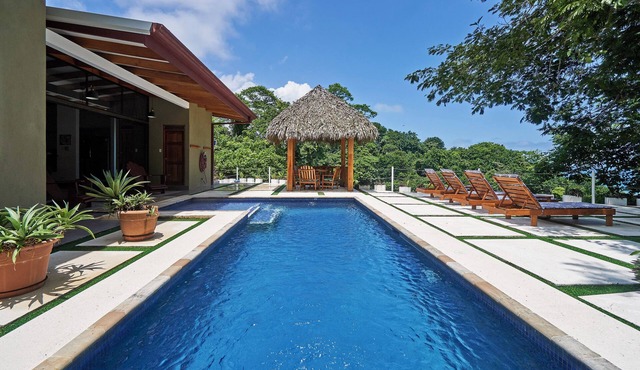 Private Ocean Villa on Hilltop in Central ST