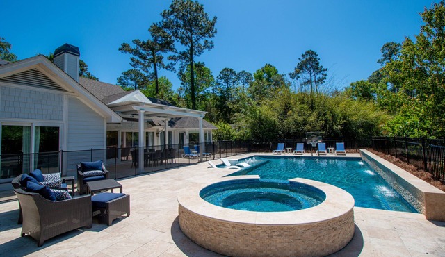 Private Resort Style Pool/Spa, Completely Renovated 5BR/5BA in Gated Community