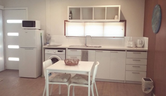 Private Studio Accomodation. Fully self contained with private outdoor living.