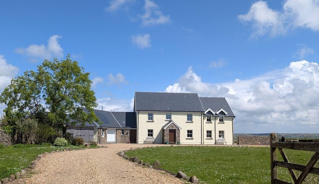 Pylewell Annex - Dog-Friendly Stay near Rhossili Bay, Gower