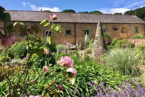 Rabbitdale Barn in York