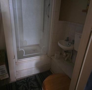 Reading Studio Flat in Caversham