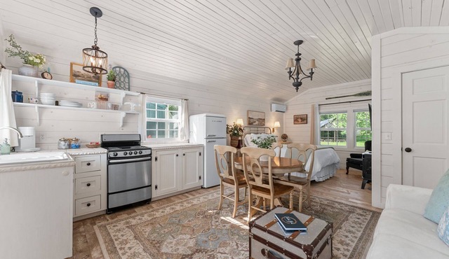 Relaxing Wooded Retreat | Pool Access, Near Dogwood Canyon and Thunder Ridge