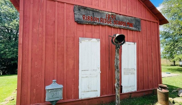 Ribbon Ridge Schoolhouse