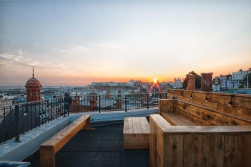 Rooftop Terrace with Harbour Views By Adliv