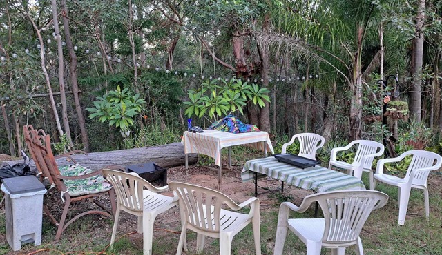 Rustic Sunflower 2 : A Large Queensland Style homestay. Family&Pet Friendly!n