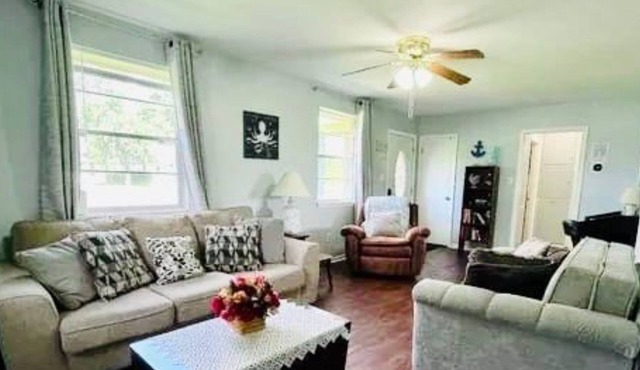 Savannah Home-5 Sleeps- Enmarket Arena, Airport, Downtown, River, Tybee Beach
