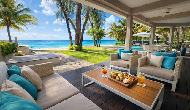 Sea Front Luxury Ground floor apartment in Pointe aux Biches