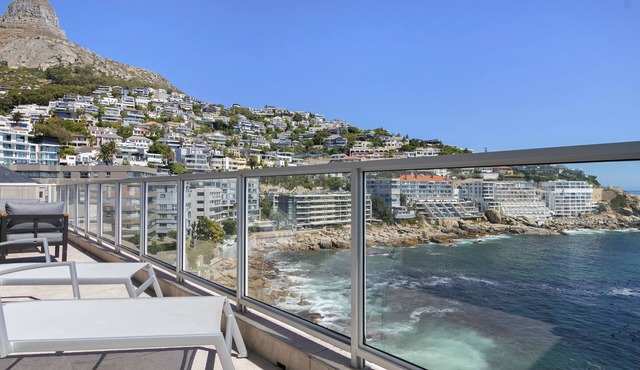 Seacliffe 502 - Two Bedroom Apartment, Sleeps 4