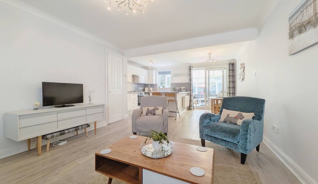 Shell Seekers - Selsey - a family house that sleeps 6 guests in 3 bedrooms