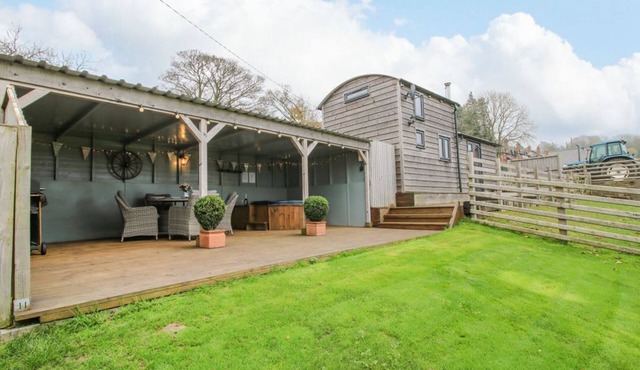 Shepherds Cabin: Couples Retreat