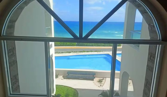 Spacious 2-bed condo with Stunning Sea Views - Isla Mujeres