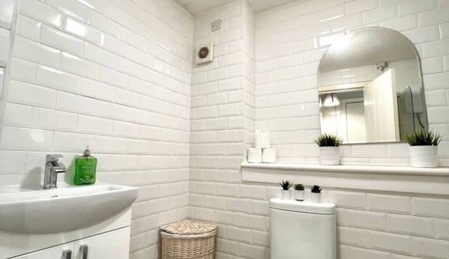 Spacious 2 Bed-Flat in Glasgow City - Free Parking