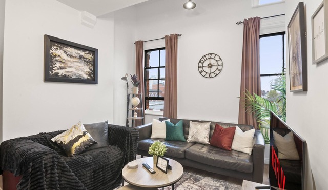 Spacious City Apartment in Birmingham