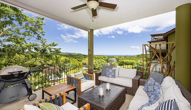 Spacious condo with large ocean view terrace | Carao | Reserva Conchal Golf Resort