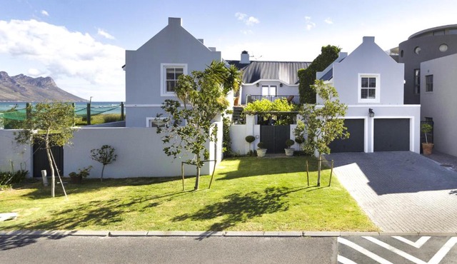 Strand Beach Lodge