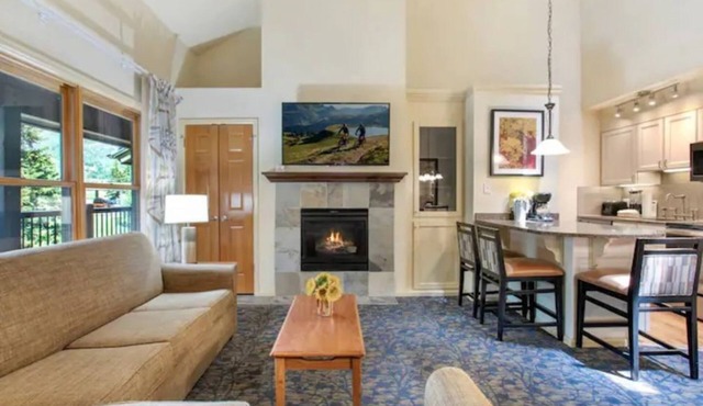 Streamside at Vail Spacious 1BR Condo with Pool for Families