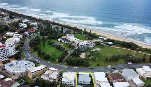 Stunning, Beachfront Dream Home - ZA3
