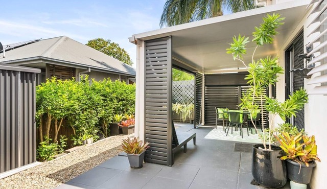 Stylish Apartment with Private Patio & Garden
