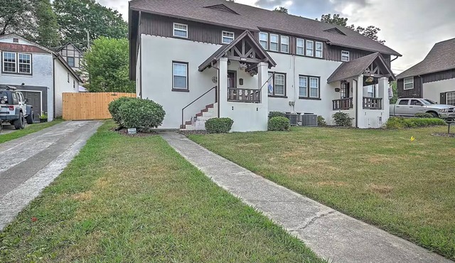 Sullivan One Tudor - Charming 3 BR House in Downtown Kingsport, Pet-Friendly