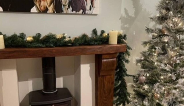 Swallow Cottage, a cosy, Country Retreet
