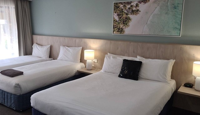 Tea Gardens Motel