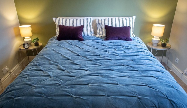 The Beeches - Haddon Apartment (3) sleeps 4 - sleeps 4 guests in 2 bedrooms in Baslow