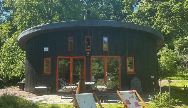 THE DRUM at Dunmore - a quirky round house with a unique, contemporary design.