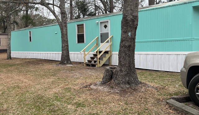 Tranquil 2-bedroom mobile home minutes from Emerald Isle and Swansboro in Cedar Point