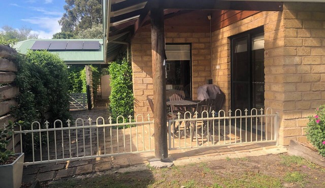 Tranquil View cottage, self contained,beautifully finished, delightful, relaxing