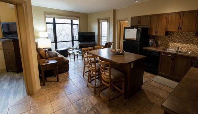 Two Bed Two Bath Corner Unit #432