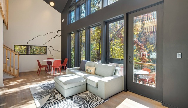 Ultimate Relaxation & Adventure: Home Near Brevard