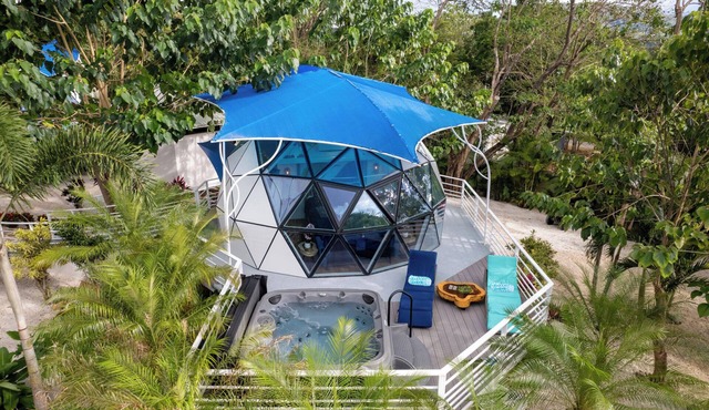 Unique Costa Rica Dome w Hot Tub, 5 Min to Beach