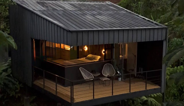Unique & peaceful forest cabin with pool & trails