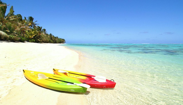 Vaka Beach Cottage with A/C, unlimited wifi,