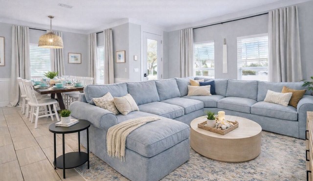 Walk to Beach! Pool, Shuttle, 2 Kings–Kid Friendly