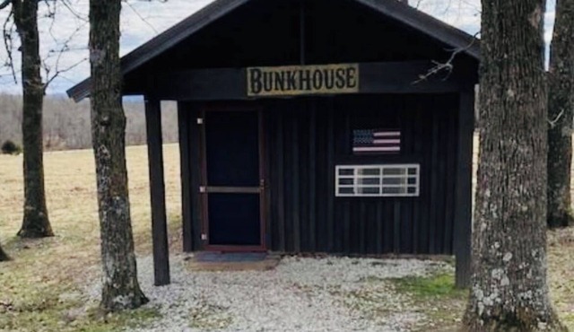 Welcome to the Bunkhouse cabin at Elkhorn Cabins
