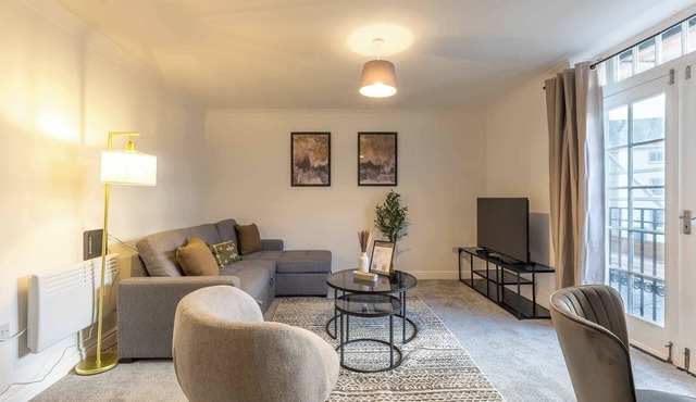 Whitehaven 2-Bedroom Apartment | Panoramic Sea Views