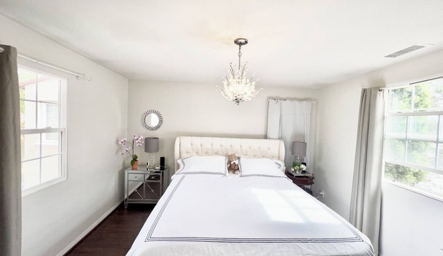 Whole House Long Term 3BR Suite Rental 1,330 Sq Ft Irvine Min 12 months