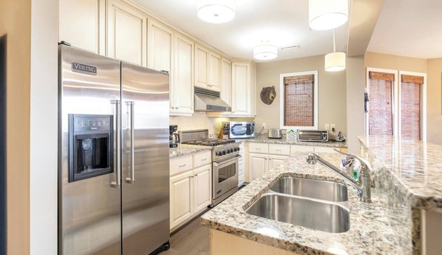 Wintergreens R1611- Mtn Condo/View, Gated Resort, Indoor/Outdoor Pools & Hot Tub