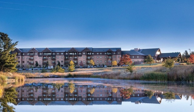 Wisconsin Dells Adventure! Glacier Canyon Resort w/Access to Water Parks!