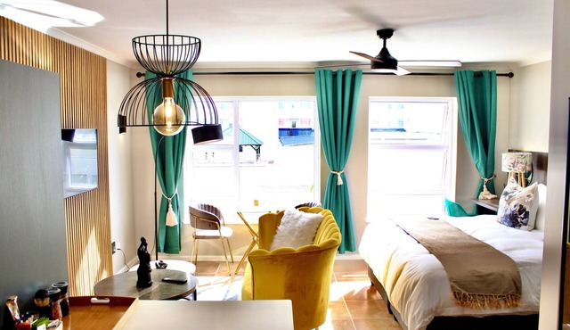 Yellow Couch Studio Apartment Strand,Cape Town with 1 KingBed, WiFi access